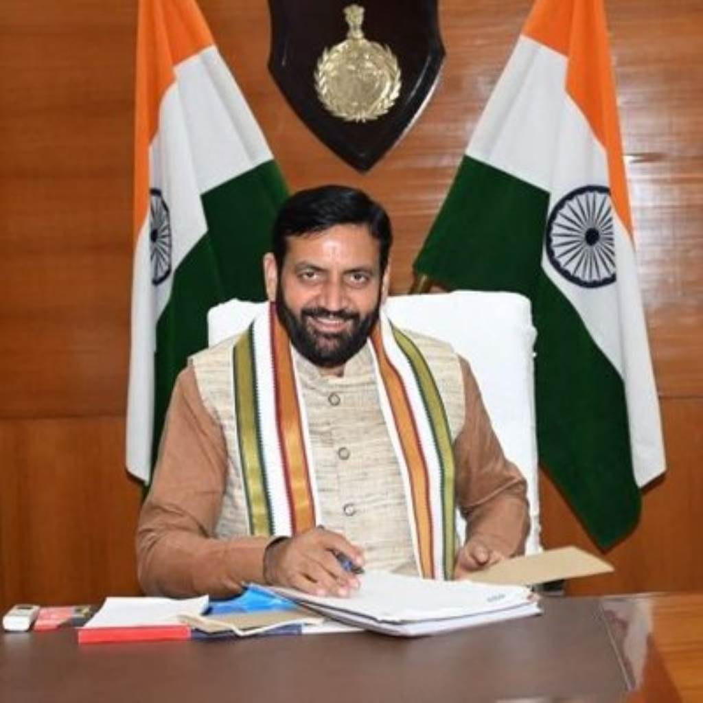 Chief Minister Naib Singh Saini held a meeting with Haryana MPs discussed development works